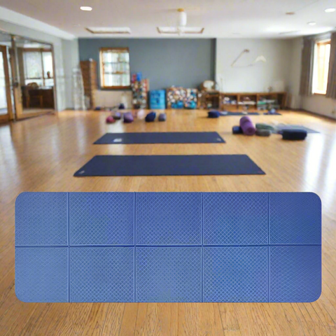 Thin yoga mat for travel